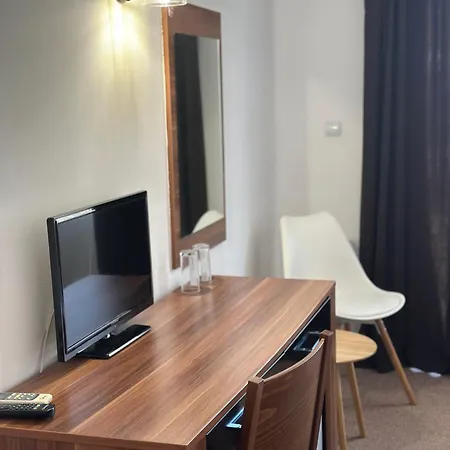 Brilliance Hotell 3*