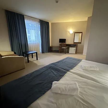 Brilliance Hotell 3*