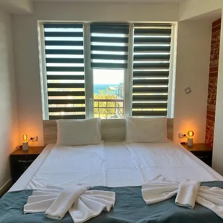 Brilliance ホテル 3*