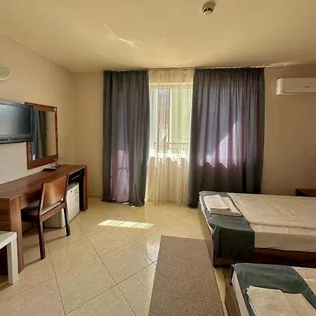 Brilliance ホテル 3*