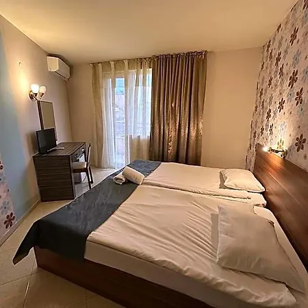 Brilliance Otel 3*